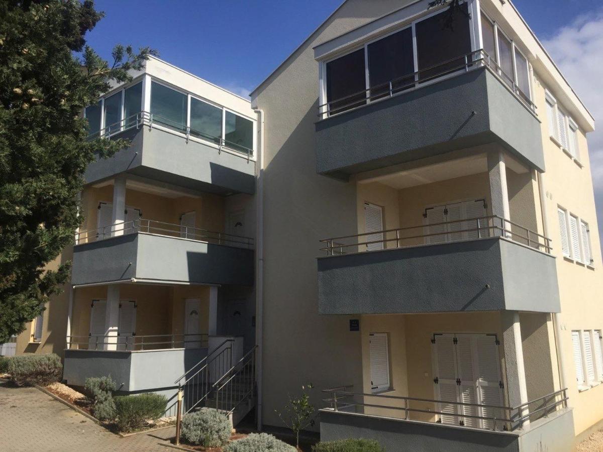Apartments Puky Dreams Novalja Exterior foto