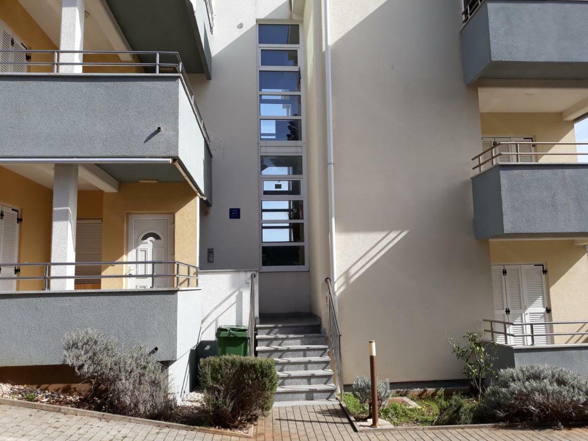 Apartments Puky Dreams Novalja Exterior foto